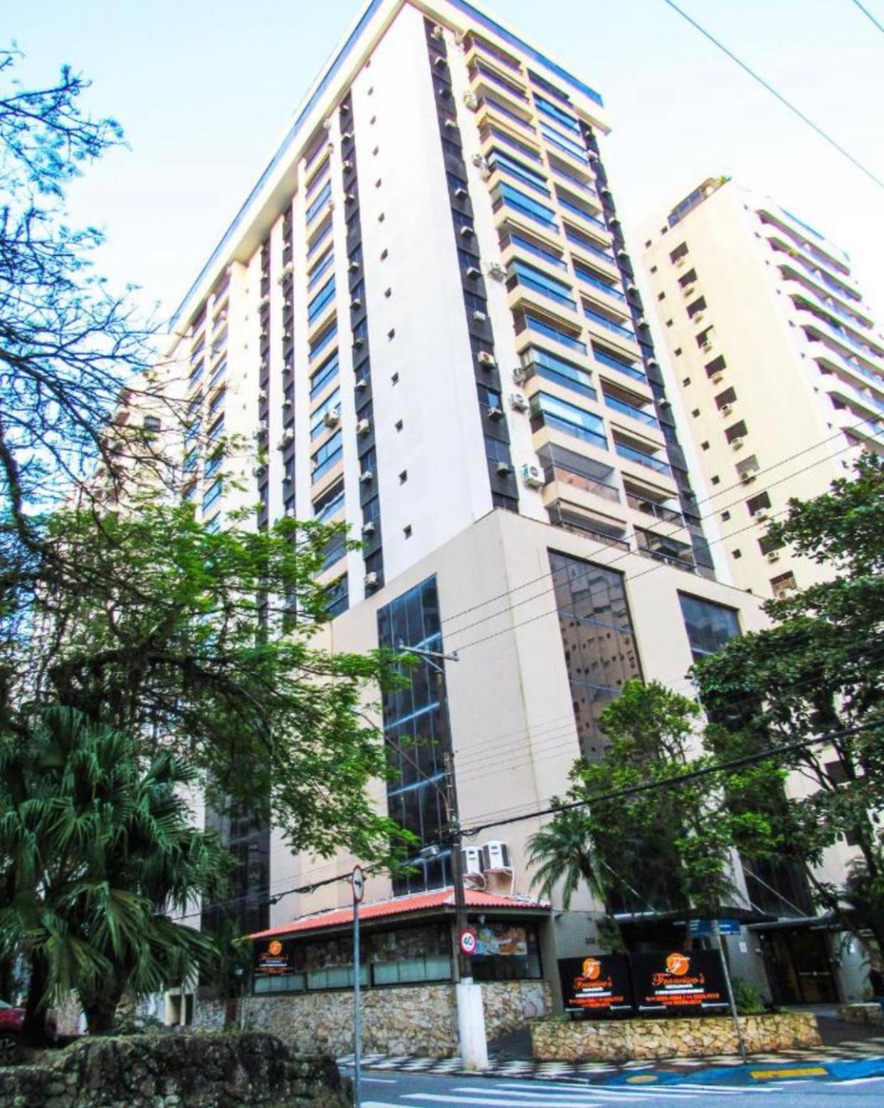 2 Dorm L Piscina L Sauna L Garagem L 200M Da Praia Das Pitangueiras Guarujá Eksteriør bilde